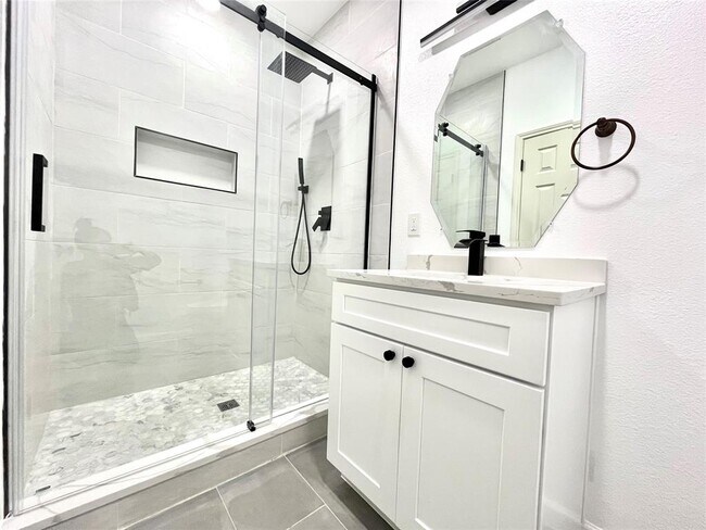 Building Photo - 4334 Angelico Ln