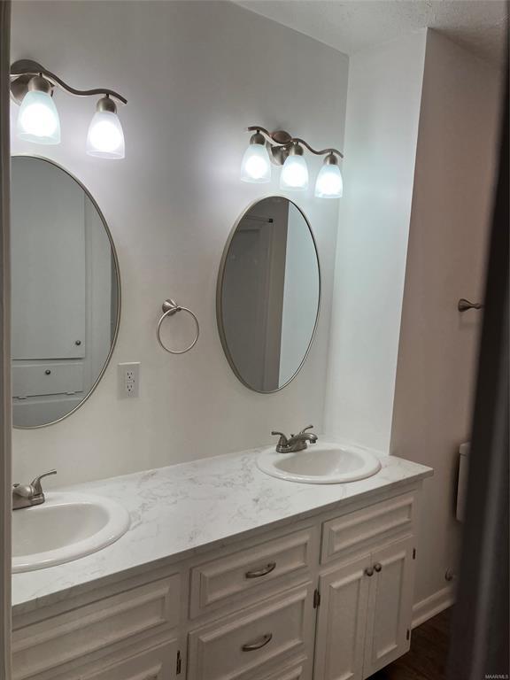 Building Photo - 5421 Shady Dr