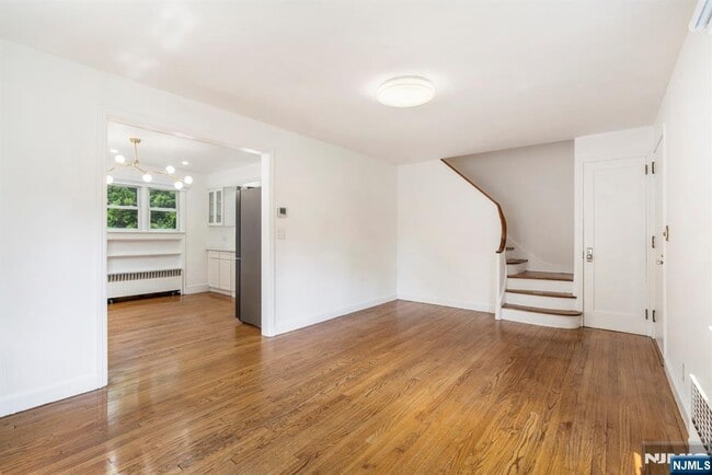 Building Photo - 181 5th St
