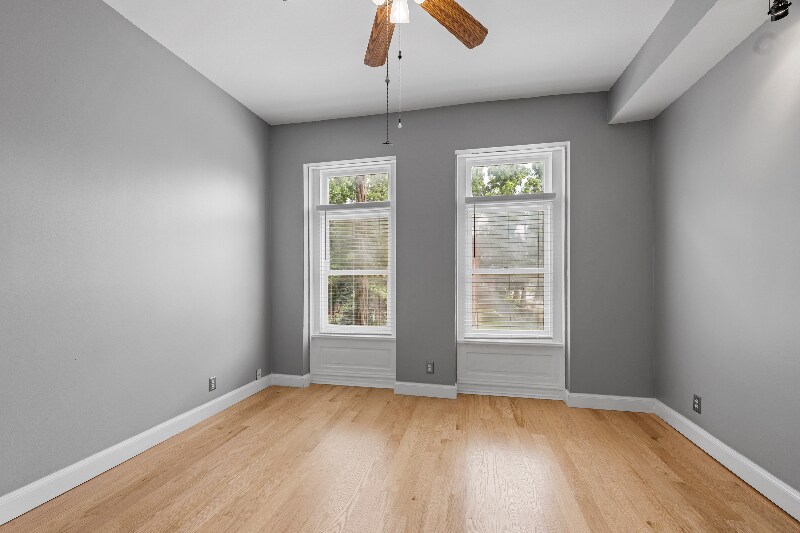 Building Photo - 3205 Lemp Ave