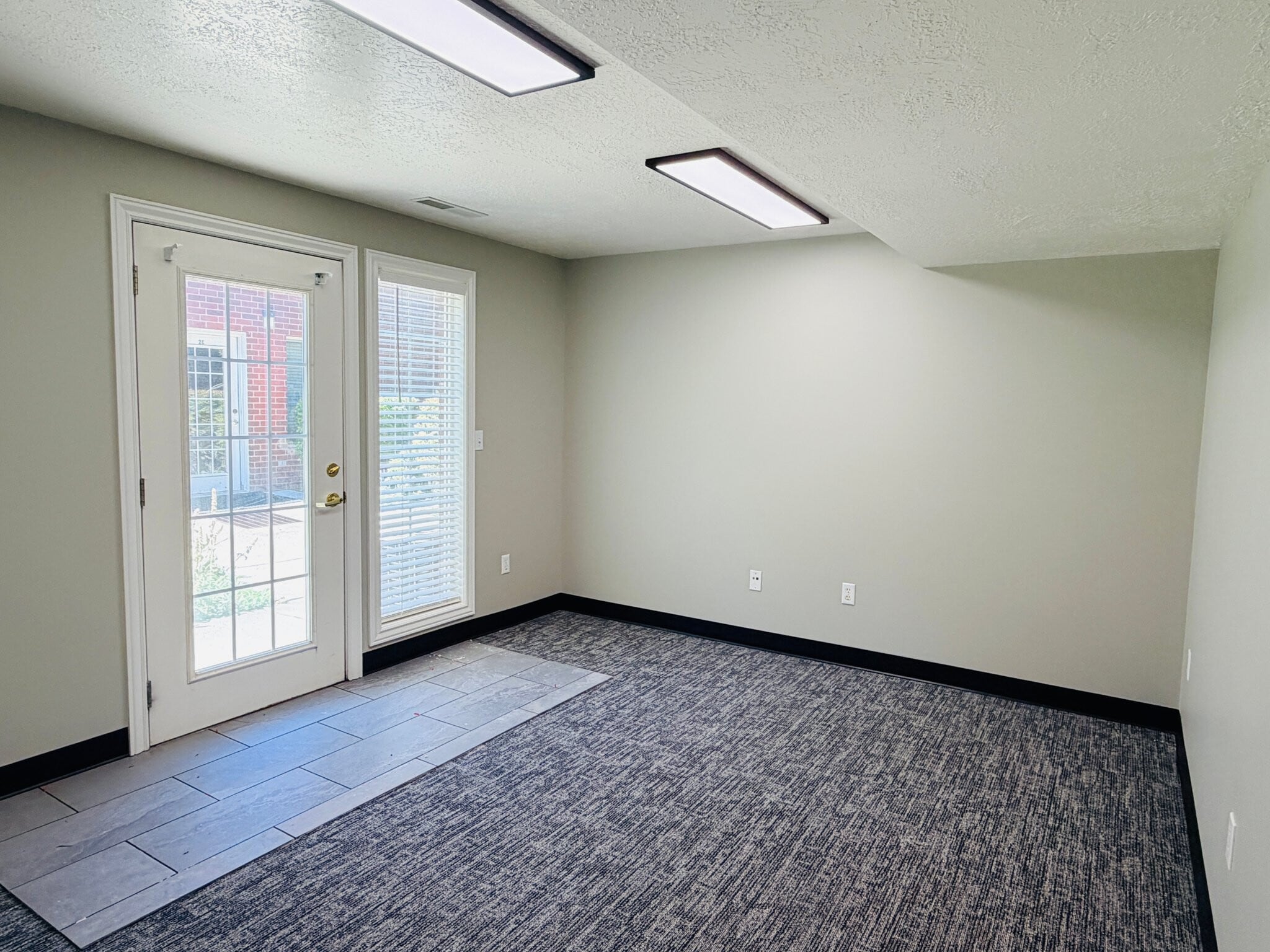 Building Photo - 40 W 1250 N
