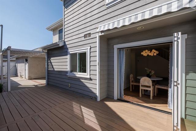 Building Photo - 807 Windcrest Dr