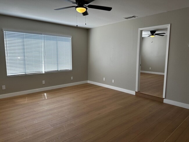 Building Photo - Freshly Updated 3bd/2ba home for rent!
