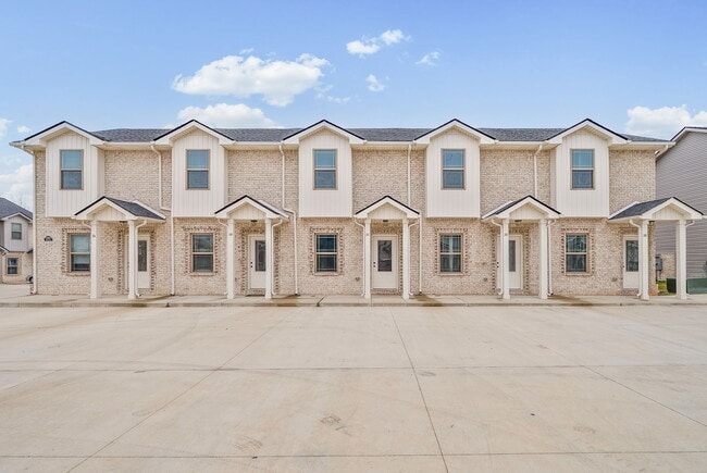 Building Photo - 1201 Fort Campbell Blvd