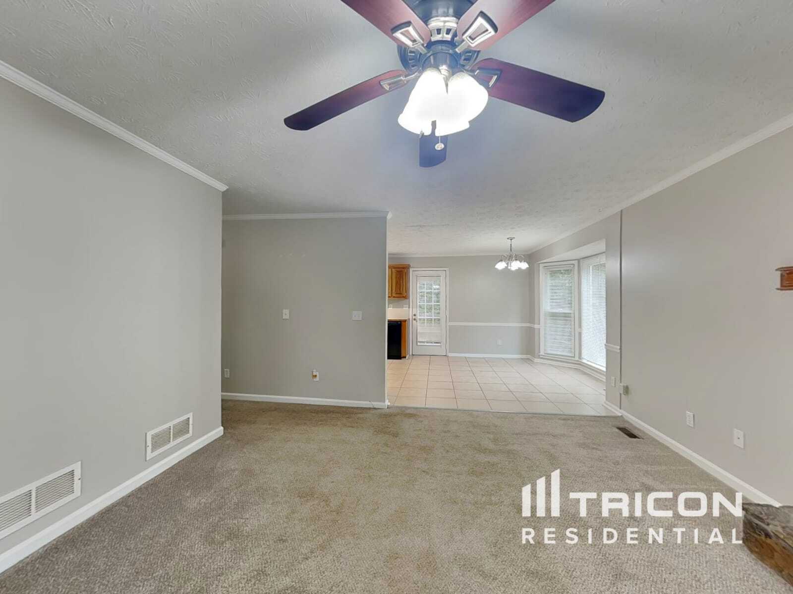 Building Photo - 1925 Sidneys Cove