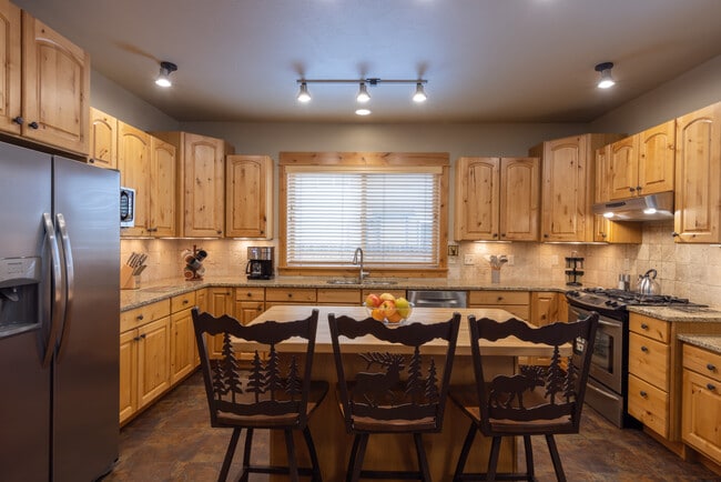 Building Photo - 1608 Gale Ct