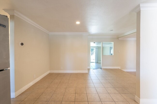 Building Photo - Lovely 4 bedroom home in Morgan Hill!