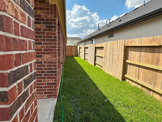 Building Photo - 788 Lake Lacosta Dr