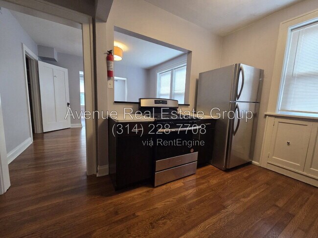 Building Photo - 905 Concordia Ln