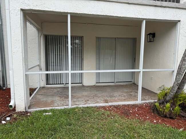 Building Photo - 5760 Rock Island Rd