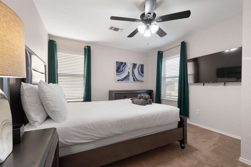 Building Photo - 508 Bretts Way