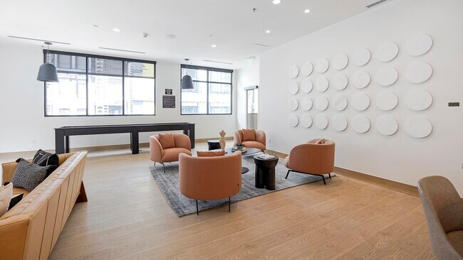 Building Photo - 955 Bannock St