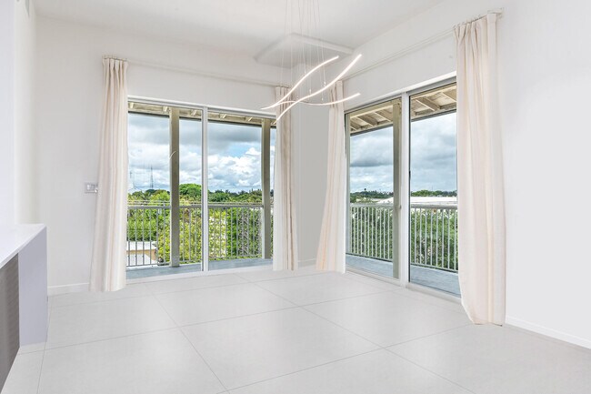 Building Photo - 3940 N Flagler Dr