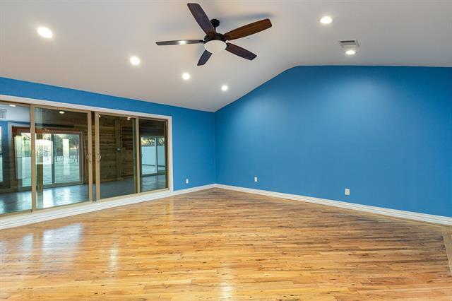 Building Photo - 425 Wolf Run Ct