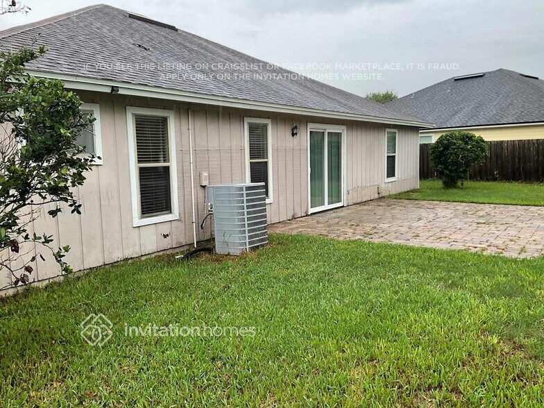 Building Photo - 1727 Blue Ridge Dr