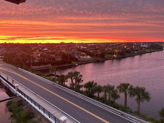 Building Photo - 600 Ponte Vedra Blvd