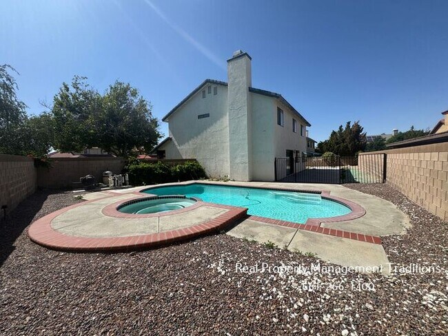 Building Photo - 4 + 3 Pool Home in West Lancaster