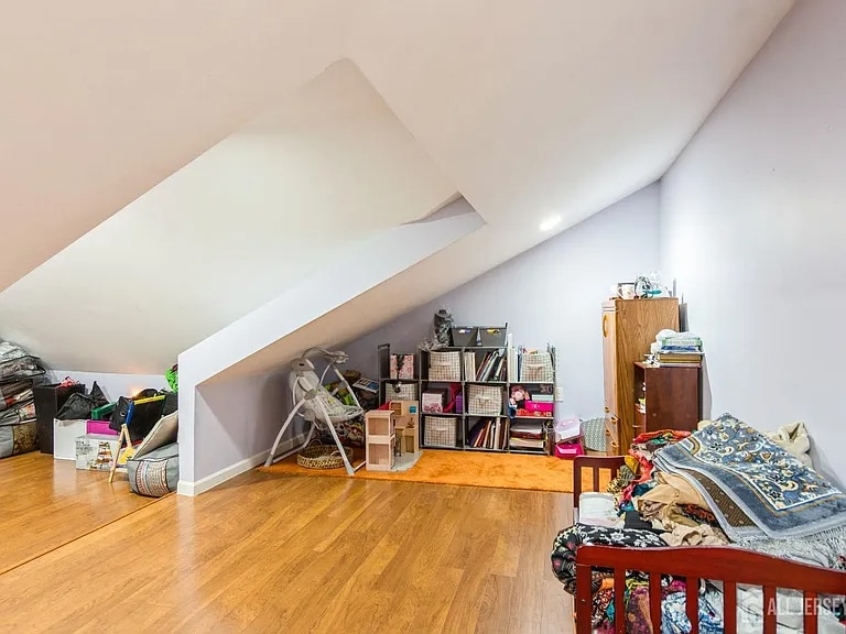 Building Photo - 1484 Osage Rd