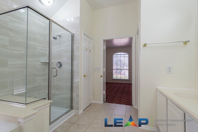 Building Photo - Beautiful home in Hurst-Euless-Bedford ISD