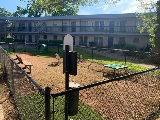 Building Photo - Urban Villas