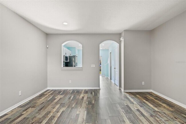 Building Photo - 16302 Swan View Cir