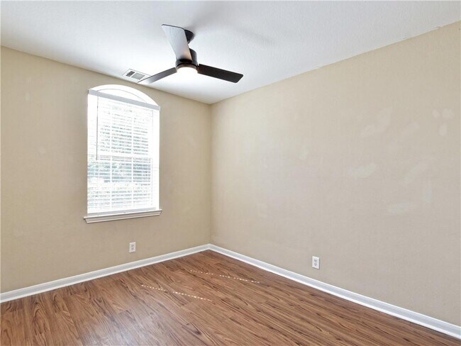 Building Photo - 7220 Black Panda Trail