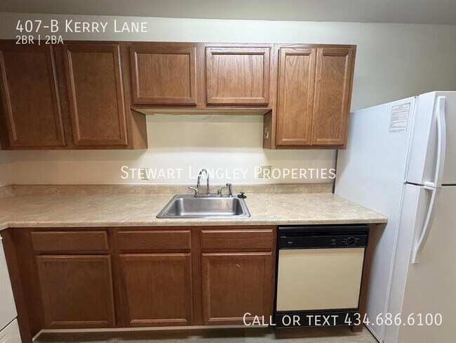 Building Photo - 407 Kerry Ln