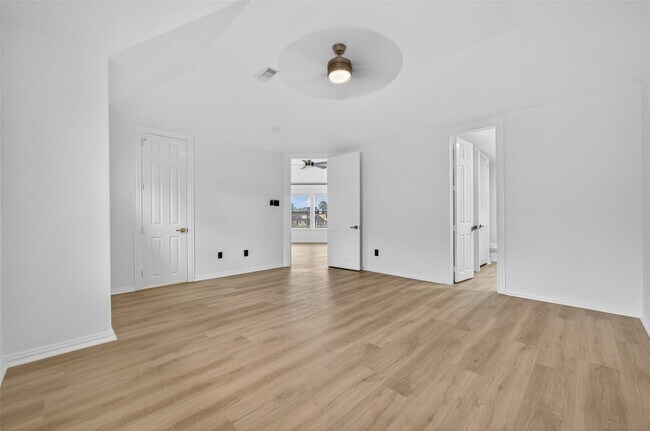 Building Photo - 2019 Bendstone Cir