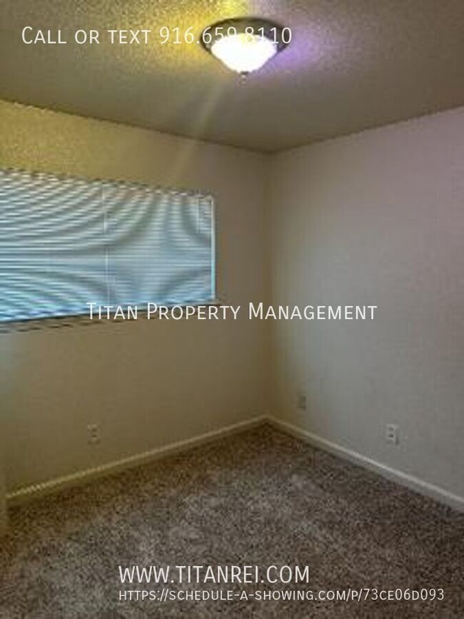 Building Photo - Sacramento Two Bed Apartment- Managed by T...