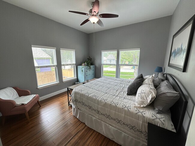 Building Photo - **APPLICATION RECEIVED** *COMING SOON* Updated Home Near Downtown – EV Charger, Office & Outdoor ...