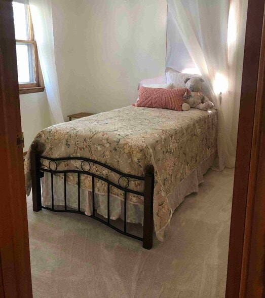 Building Photo - 1202 W South St