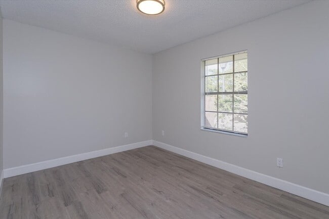 Building Photo - Chic 3-Bed Remodel with Pool in Elite School Zone