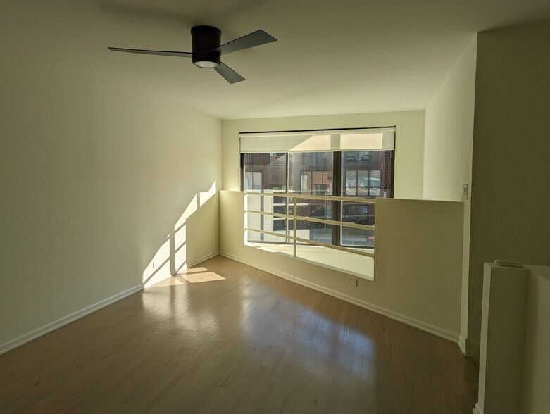 Building Photo - 1014 W Grace St