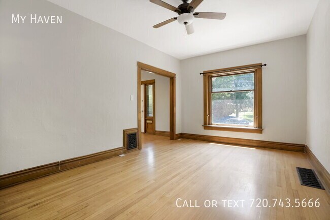 Building Photo - 2911 E 14th Ave