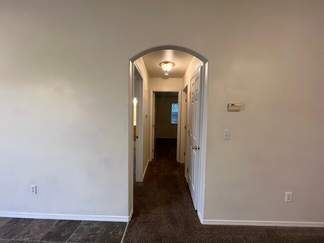 Building Photo - 11523 W Gabrielle Dr