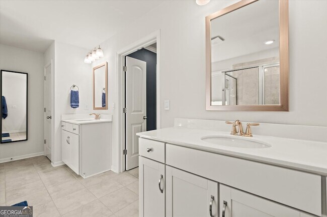 Building Photo - 141 Worthington Ln