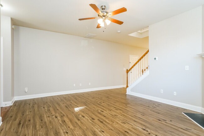 Building Photo - 674 Averasboro Dr