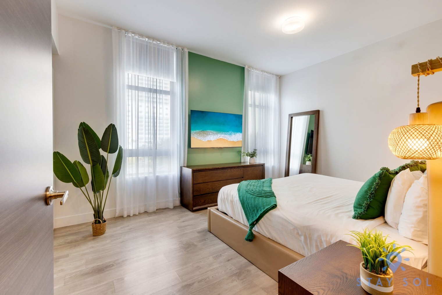 Building Photo - 777 N Ocean Dr