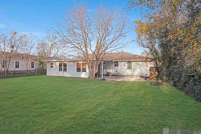 Building Photo - 1338 Aberdeen Ave