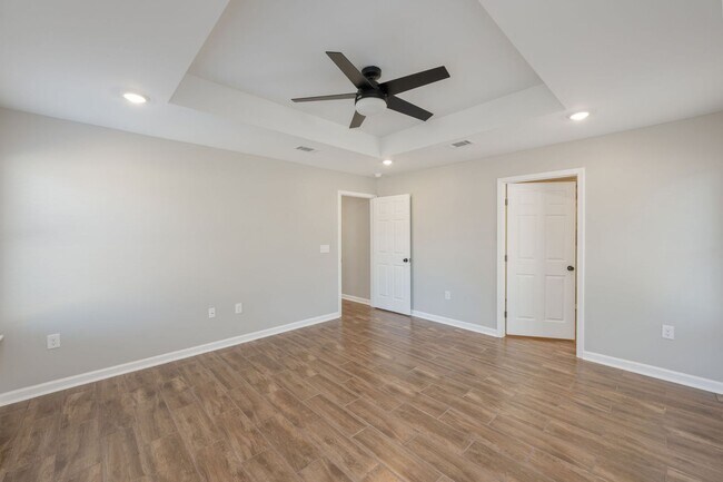 Building Photo - NEW Construction for Rent!!  IDEAL location on the edge of town!