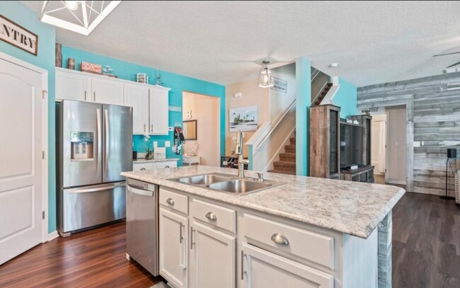 Building Photo - 95062 Cheswick Oaks Dr