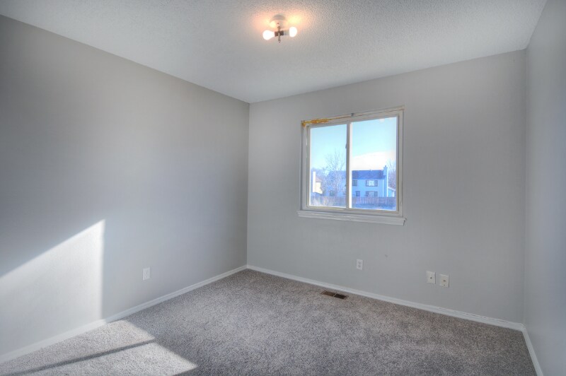 Building Photo - 3986 Red Cedar Dr