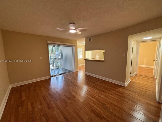 Building Photo - 5740 Rock Island Rd