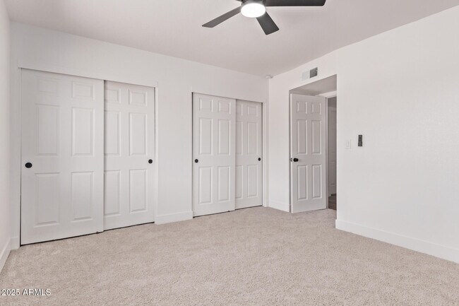 Building Photo - 816 E Saguaro St