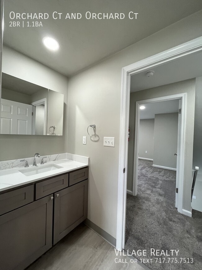 Building Photo - 306 Orchard Ct