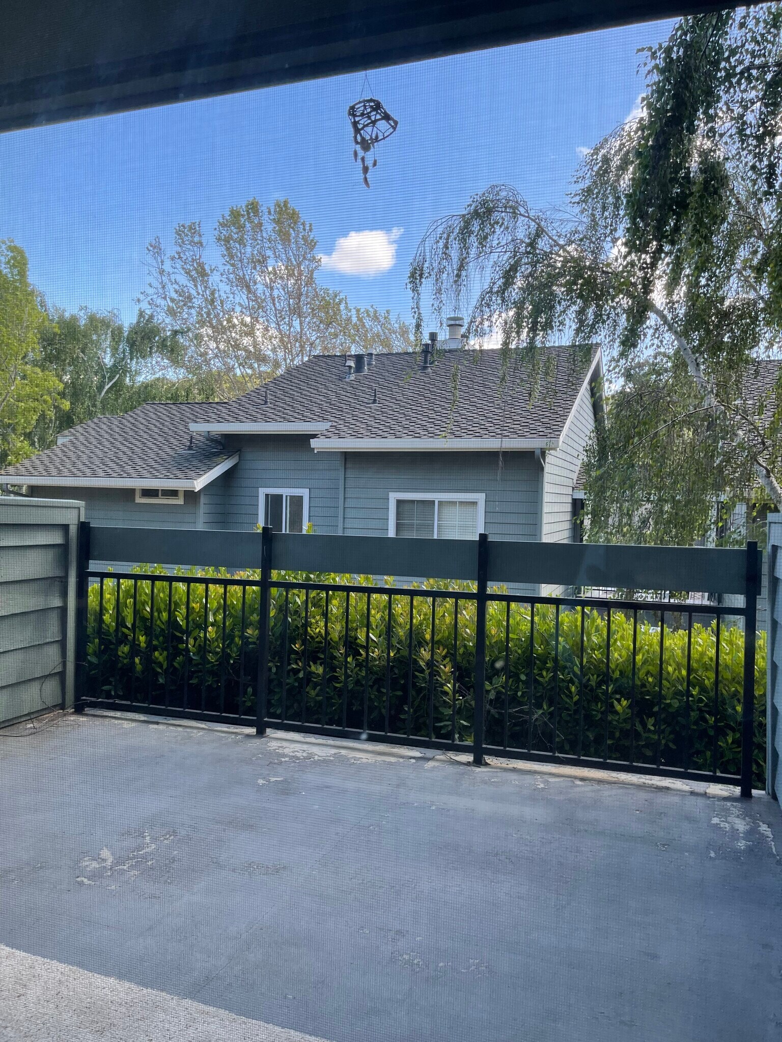 Building Photo - 8110 Mountain View Dr