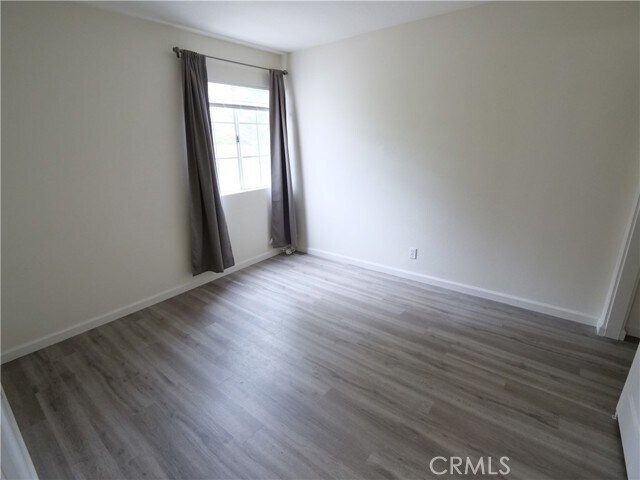 Building Photo - 25051 Amberwood