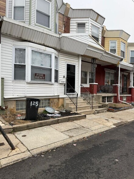 Building Photo - 125 N Ruby St