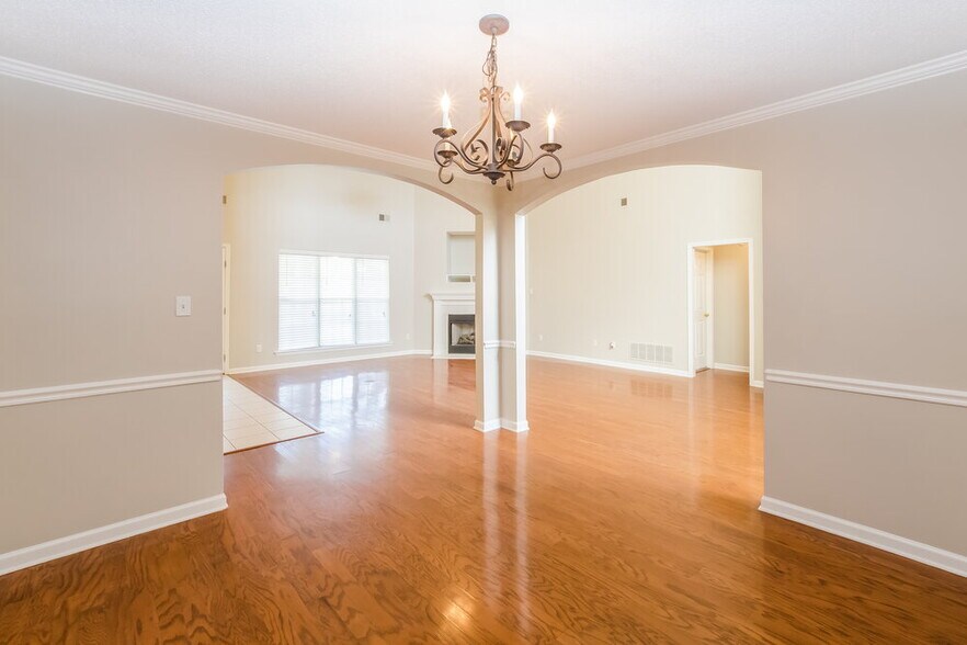 Building Photo - 5078 Mabry Ln