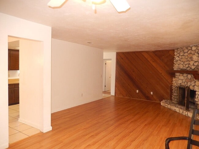 Building Photo - 2338 Eastgate Way